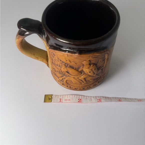 Stonebridge Pottery Tintagel Knight 3D Pottery Mug - Picture 8 of 8